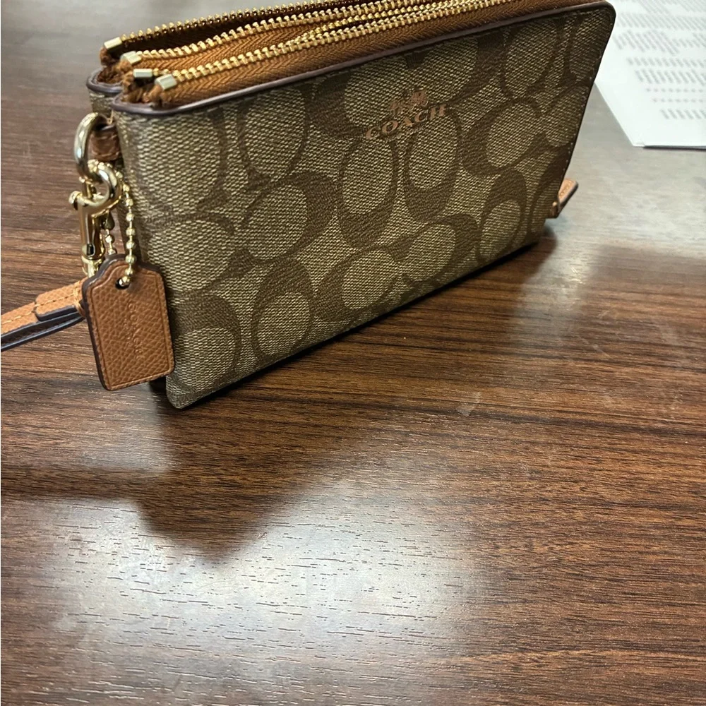 Coach Tan Signature Zip Wallet - Picture 2 of 6